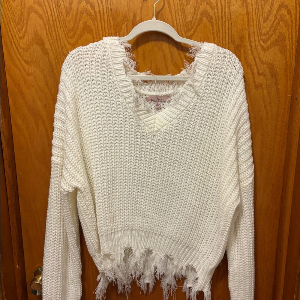 Love Fire White V-Neck Chunky Knit Sweater
